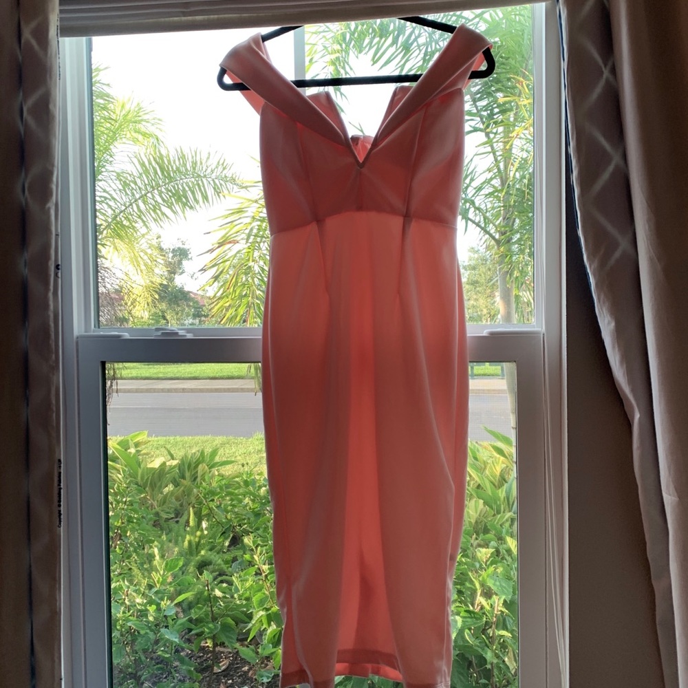 Baby pink off the shoulder midi pencil dress